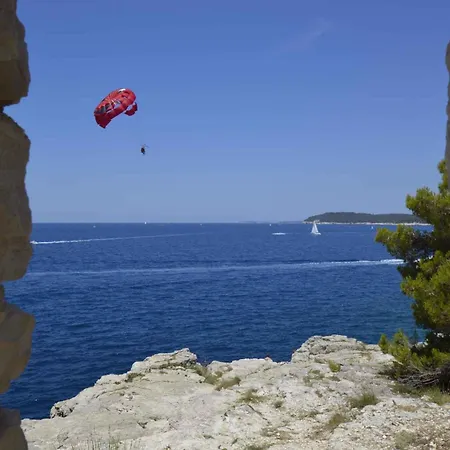 아파트 Near Sea 2