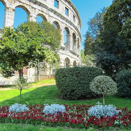 Appartamento Pula Near Sea 2 Pjescana Uvala