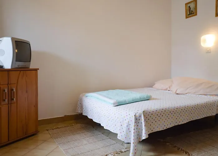 Loredana 11057 Appartement